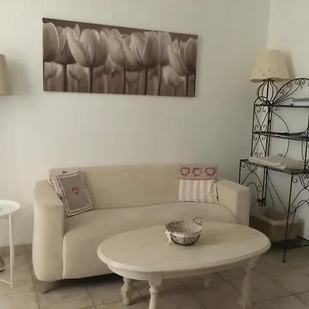 Le De La Cure Apartment