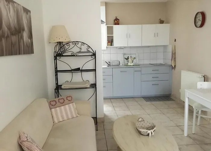 Le De La Cure Pessac-sur-Dordogne