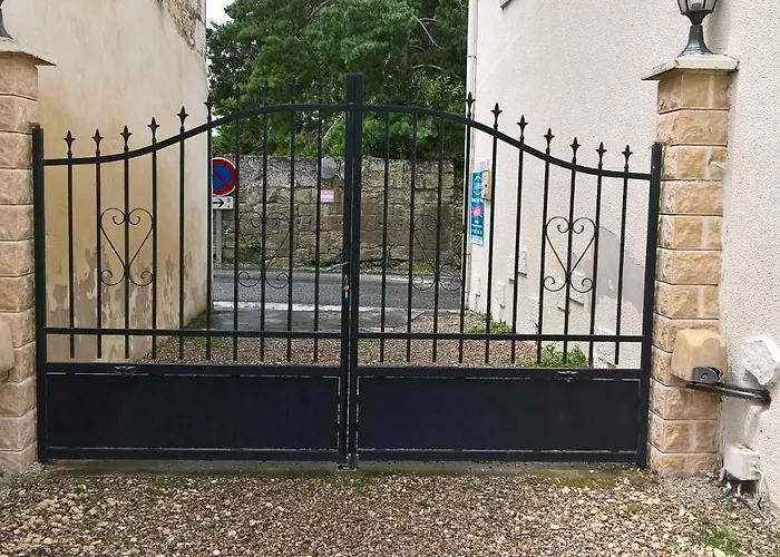 Le De La Cure * Pessac-sur-Dordogne